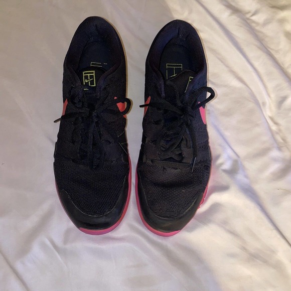 Nike Zoom Vapor‎ RF Roger Federer FlyKnit Sneakers Men Size 10 Black Blast-Volt - Picture 2 of 9